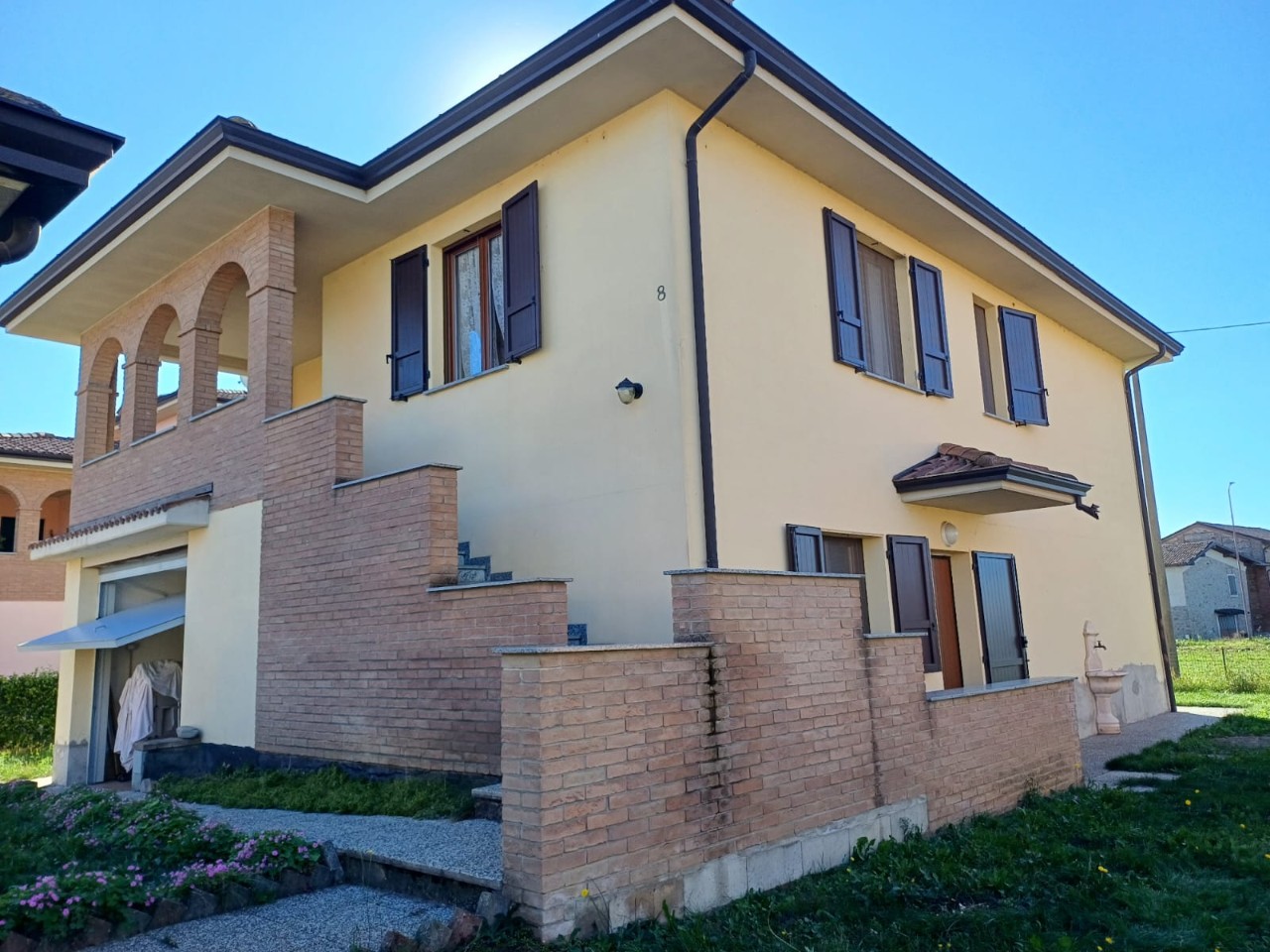 Villa in vendita a Vigolzone (PC)