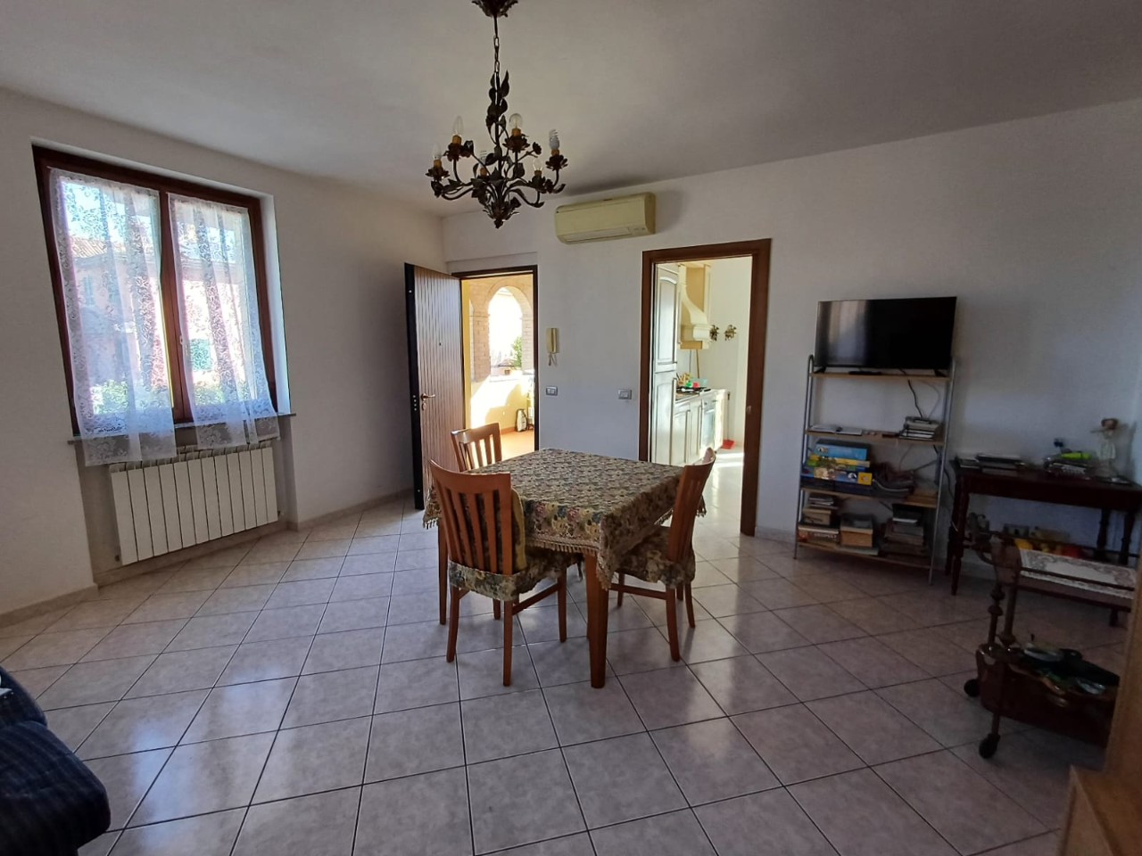 Villa in vendita a Vigolzone (PC)