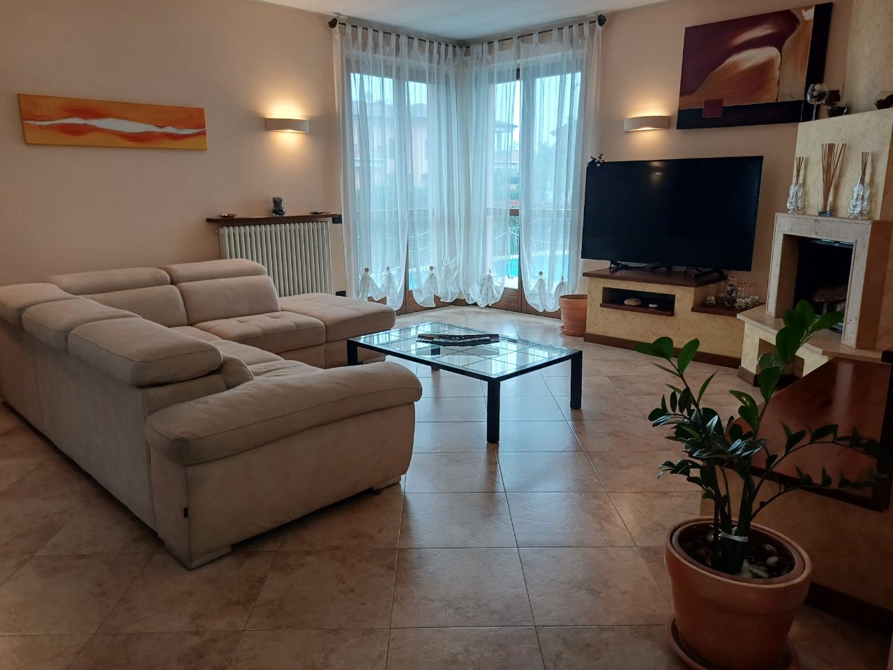 Villa in vendita a Vigolzone (PC)