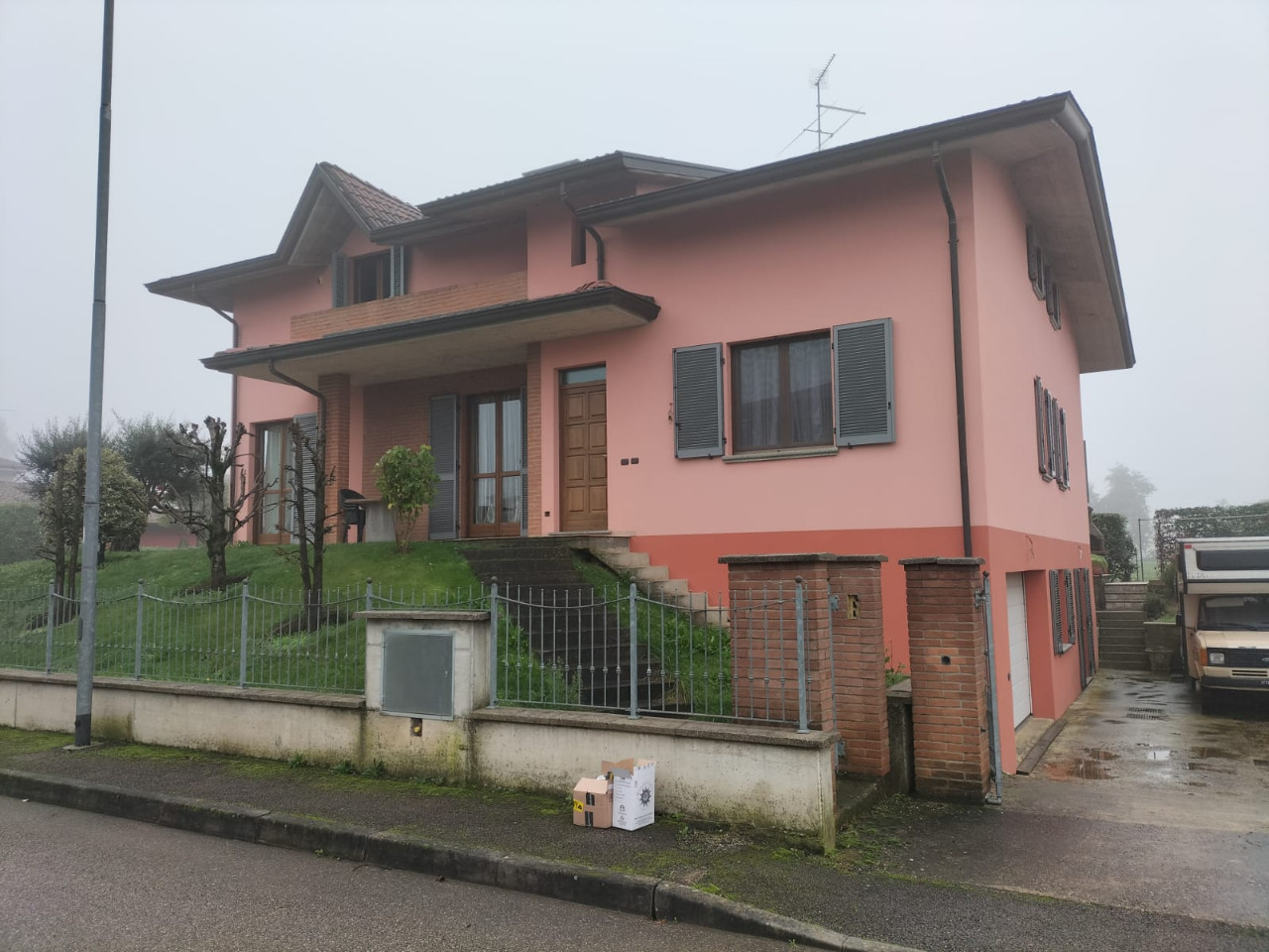 Villa in vendita a Vigolzone (PC)