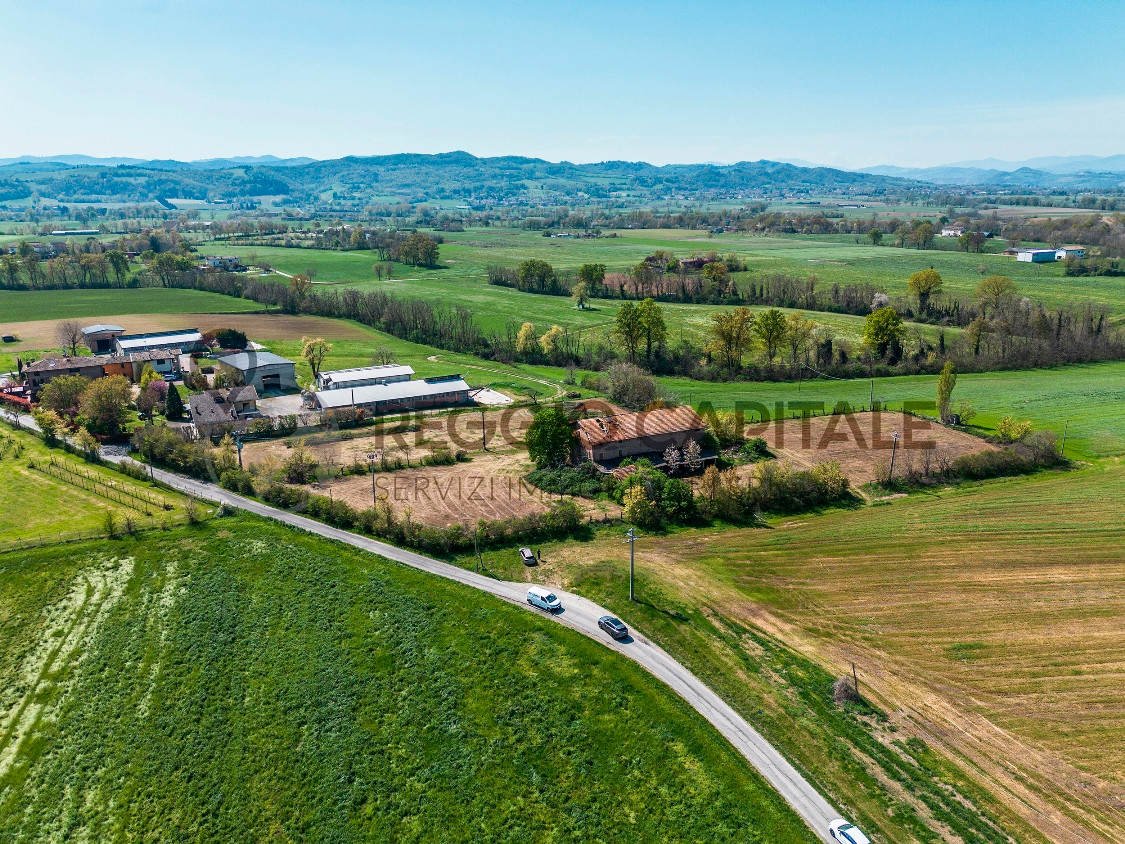 Rustico in vendita a San Bartolomeo, Reggio Nell'emilia (RE)