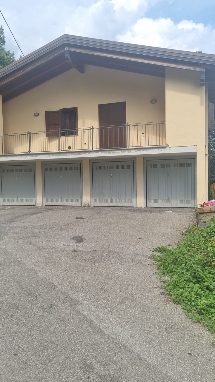 Villetta a schiera in vendita a Ventasso (RE)