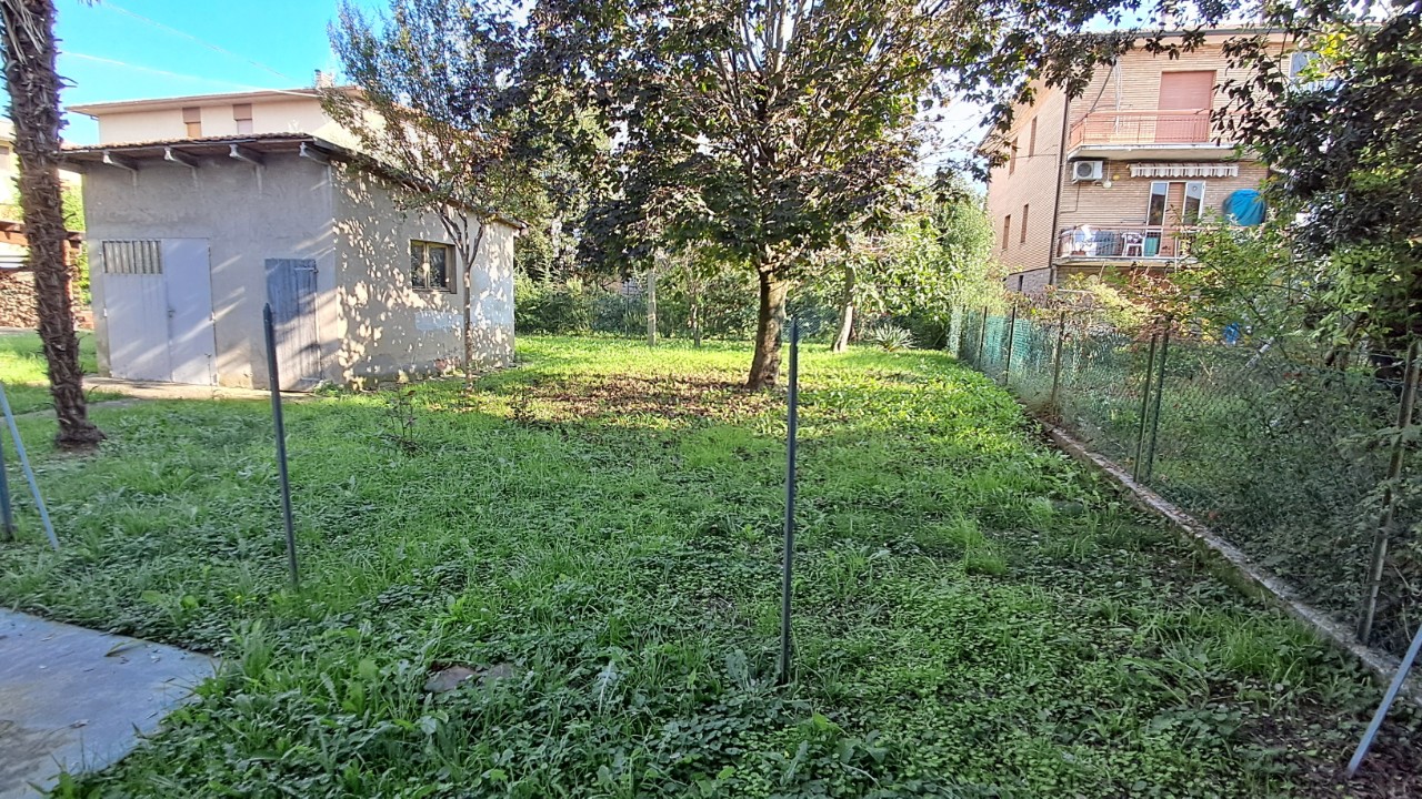 Casa indipendente in vendita a Forlì (FC)