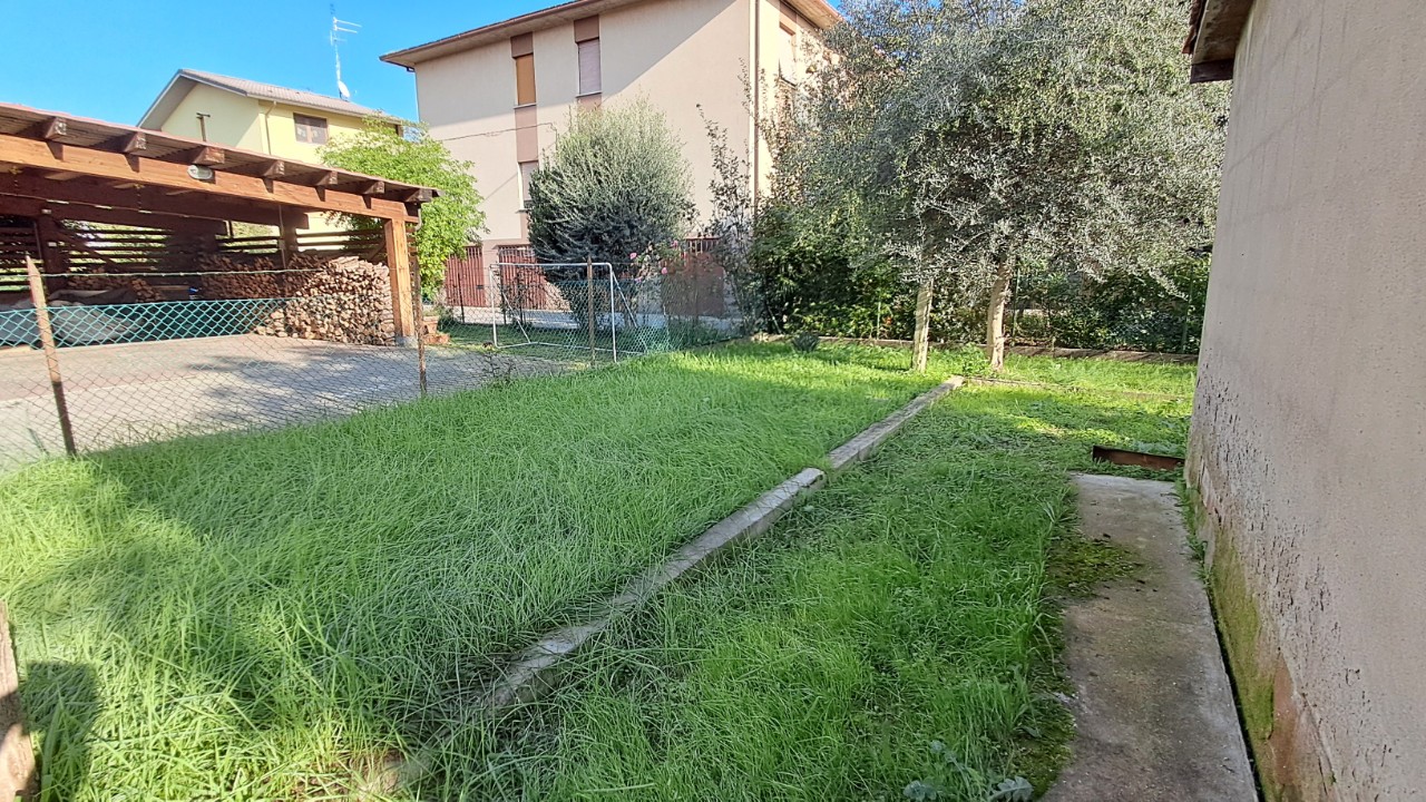 Casa indipendente in vendita a Forlì (FC)