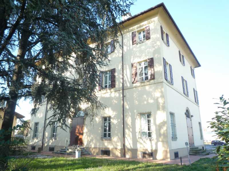 Vendita - Edificio/palazzo - Roveri - Bologna - € 1