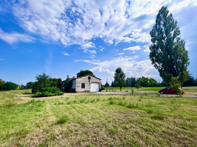 Villa in vendita a Montechiarugolo (PR)