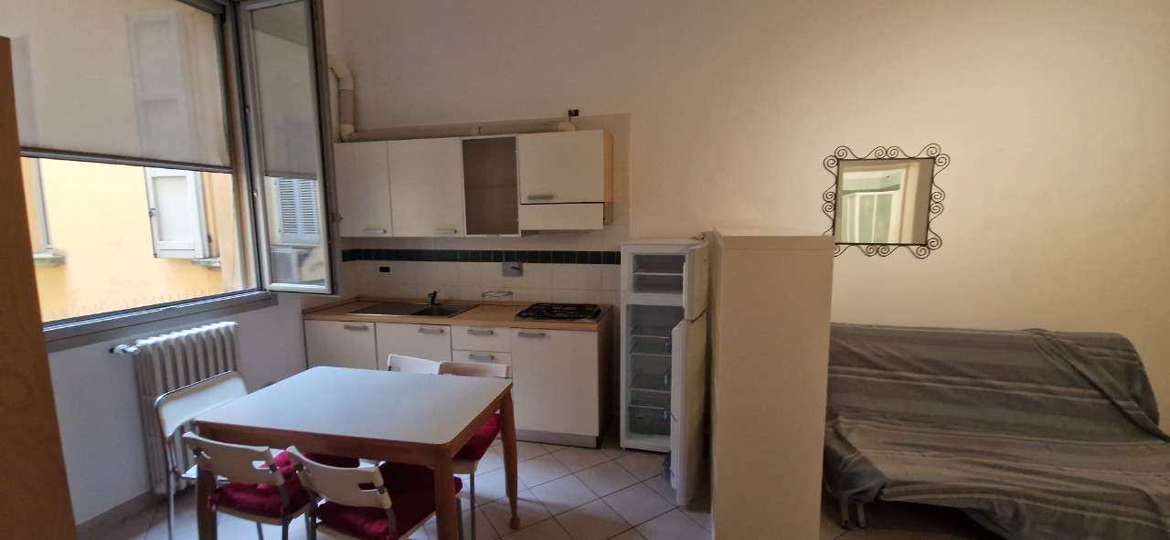 Affitto - Appartamento - Indipendenza - Bologna - € 835