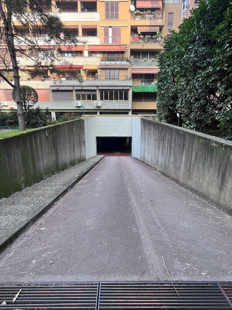 Garage/Box/Posto auto in vendita a Bologna (BO)