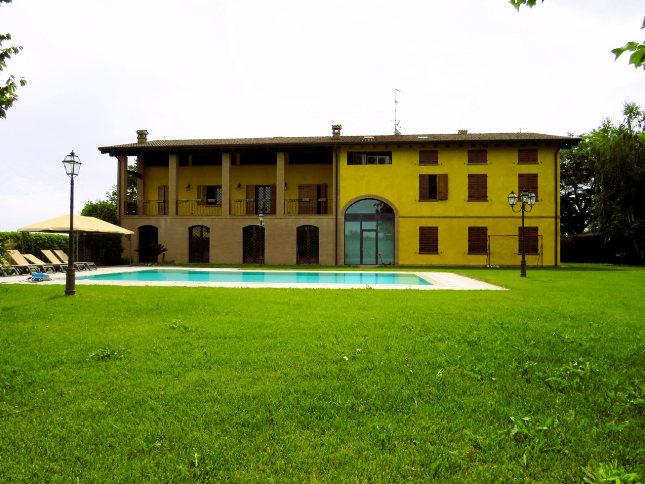 Villa Indipendente in vendita Reggio Emilia Zona San Bartolomeo