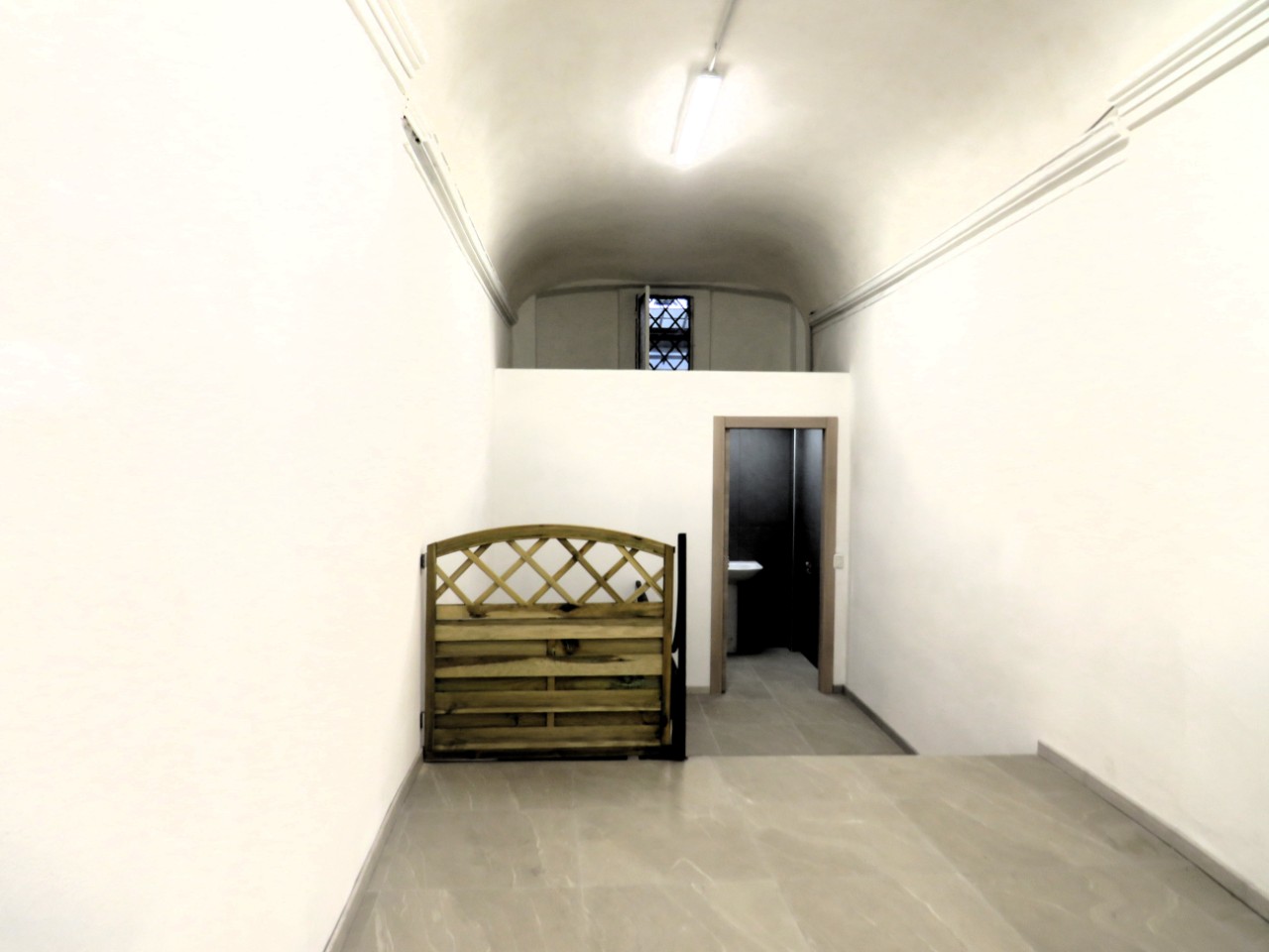 Negozio in affitto Reggio Emilia Zona Centro storico