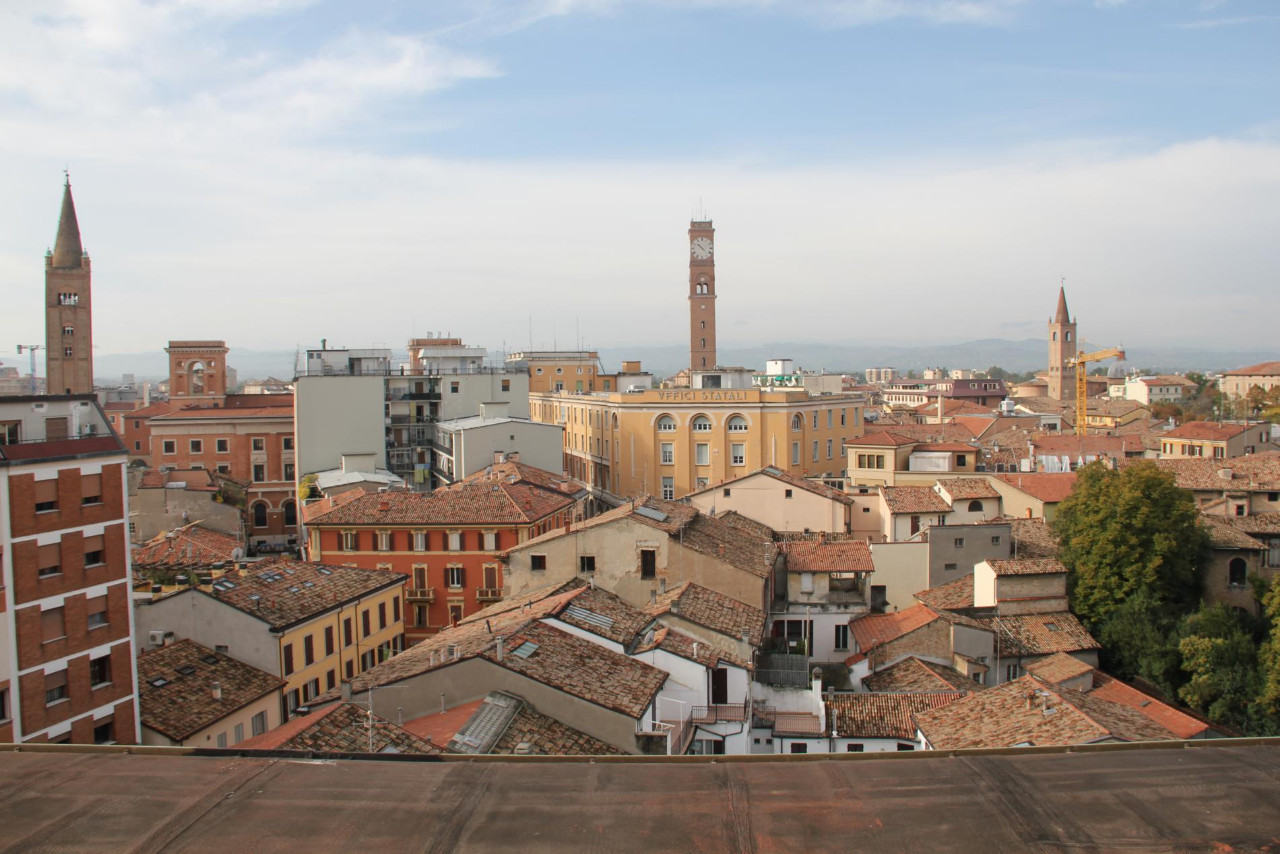 Abbigliamento / Calzature in vendita Forli Zona Centro storico